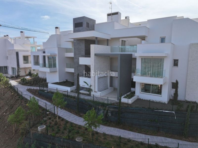 Foto 90e1a537-b6a8-4bf0-832d-4b8aab0b7037. Apartament amb aparcament piscina a La Mairena Ojén