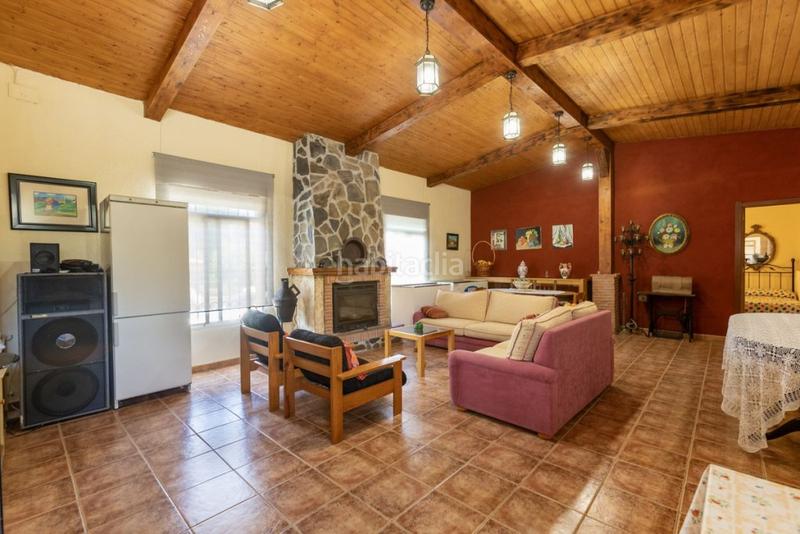 Foto b41582fc-ab1a-40e1-9e0e-658e387e7471. Masía en Tierga