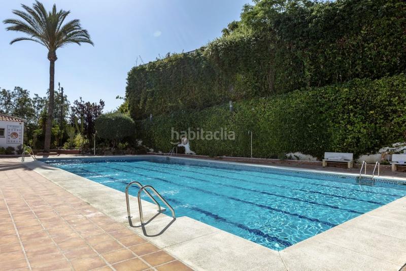 Foto ccee2951-23e7-441d-8861-300656339496. Àtic amb aparcament piscina a Nueva Andalucía centro Marbella