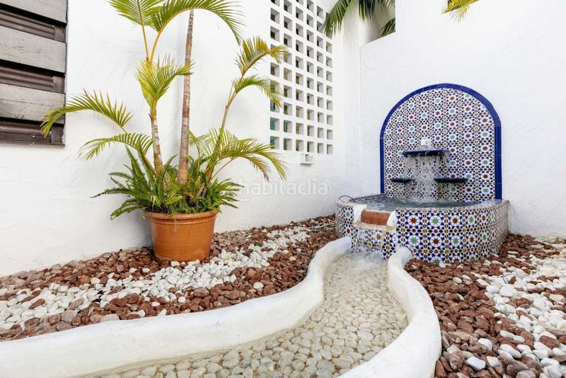 Foto d61140c5-6a4b-4371-8d9d-2c87b9d17d6f. Attico con parcheggio piscina in Nueva Andalucía centro Marbella