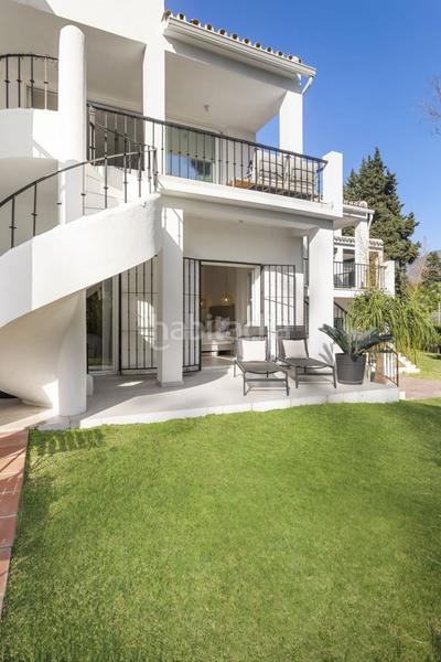 Foto 87d44e7f-29c1-4ce4-bdb7-2d439a78069b. Towny house with parking pool in Aloha Marbella