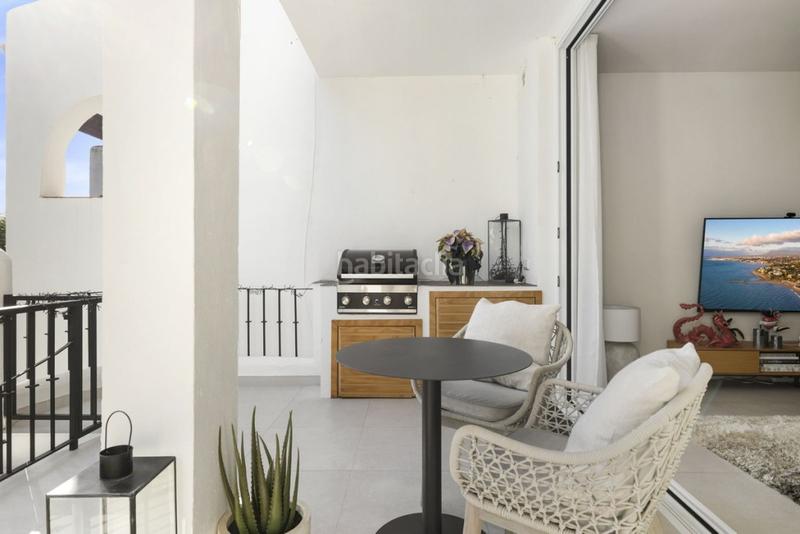 Foto dbfeca9e-e6a3-4913-82db-d1a7376633f4. Towny house with parking pool in Aloha Marbella