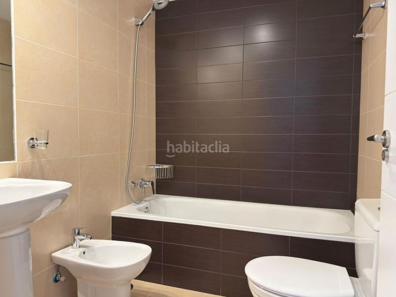 Foto 6d056951-fb68-4623-83dc-ce9f788c9533. Casa pareada en Coín