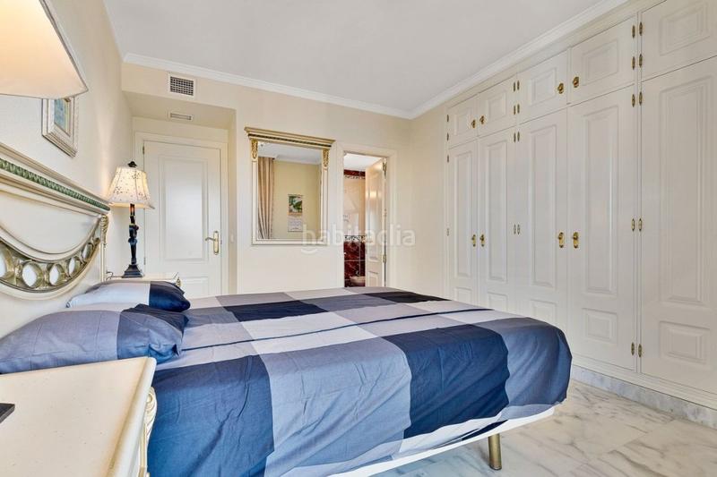 Foto 8fe845d0-9c20-4866-b88a-119b8e4fa141. Dachwohnung mit parking pool in Puerto Deportivo Fuengirola