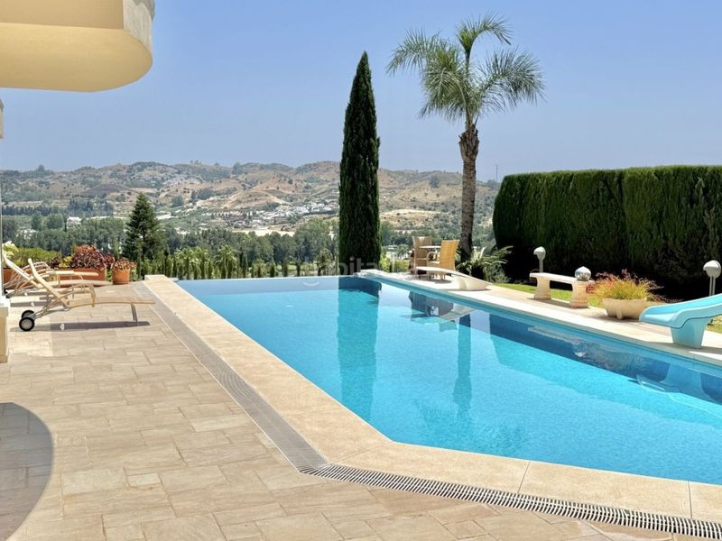 Foto 89c16335-7a2b-4532-98fc-54c83ae2ad6d. Xalet amb aparcament piscina a Mijas golf Mijas