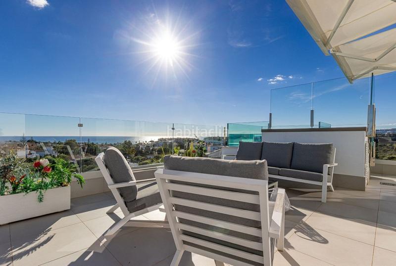 Foto b9507361-ede6-4719-9d49-ed75d43486cc. Duplex avec chauffage parking piscine dans El Faro de Calaburra - Chaparral Mijas