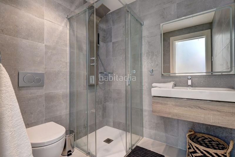 Foto cb3a444d-bace-4c30-a3e1-4eaeb90eed1d. Duplex avec chauffage parking piscine dans El Faro de Calaburra - Chaparral Mijas