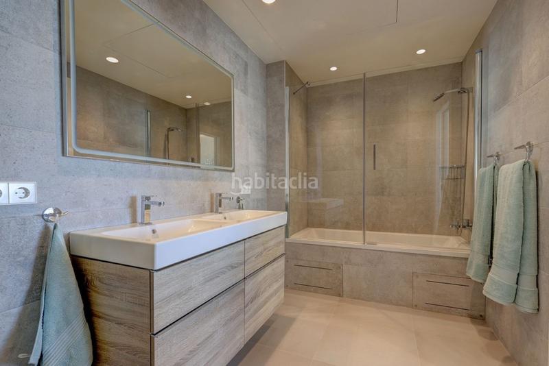 Foto 21ada92f-7ef4-4d4c-b6fa-7aa557661171. Duplex with heating parking pool in El Faro de Calaburra - Chaparral Mijas