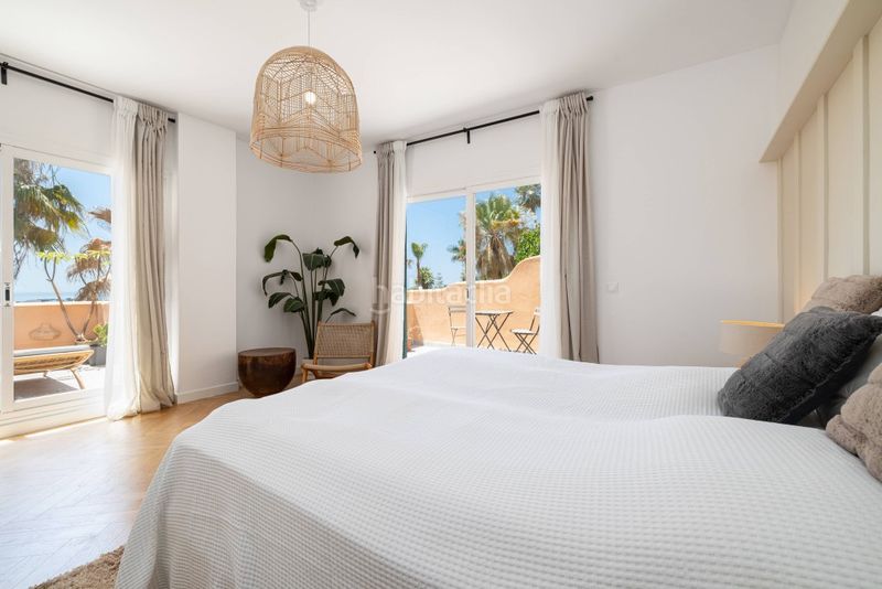 Foto 0722574c-e11a-4bec-90f4-927754f802ea. Dúplex en Nueva Andalucía centro Marbella