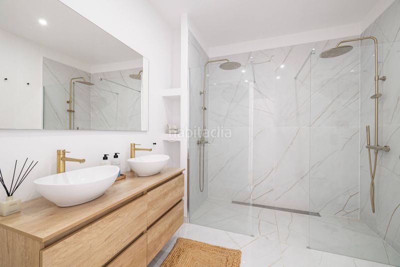 Foto 699d866b-22b5-466a-8b27-9962eb41a3da. Dúplex en Nueva Andalucía centro Marbella