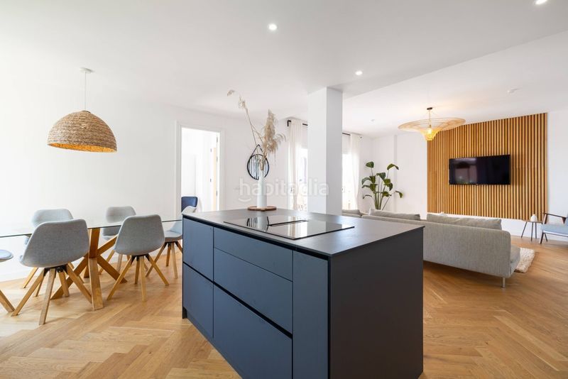 Foto cee8d11b-33d1-4110-8346-14e66960028a. Dúplex en Nueva Andalucía centro Marbella