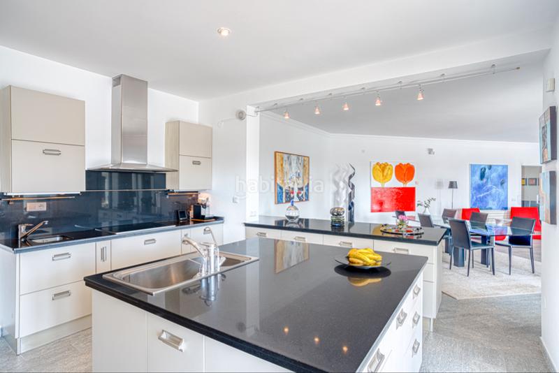 Foto 8afa75d8-5c59-441e-a327-982b4876b011. Chalet mit heizung parking pool in Hacienda Las Chapas Marbella