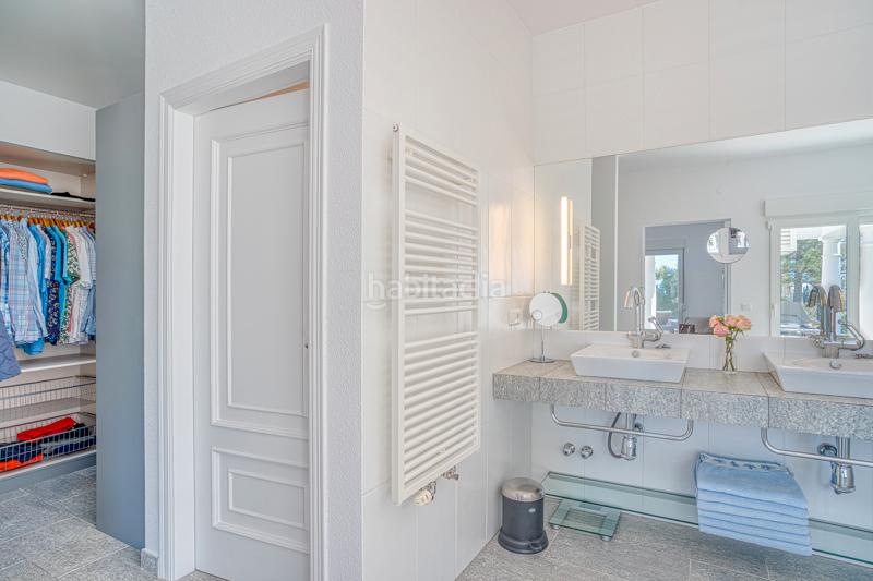 Foto e5e3420f-33f0-4753-873c-224e2da02945. Chalet mit heizung parking pool in Hacienda Las Chapas Marbella