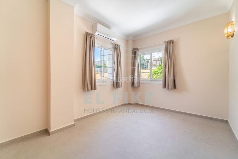Foto fa3ef8ee-b818-41b5-b86d-f32168ba43b3. Chalet en Torreblanca del Sol Fuengirola