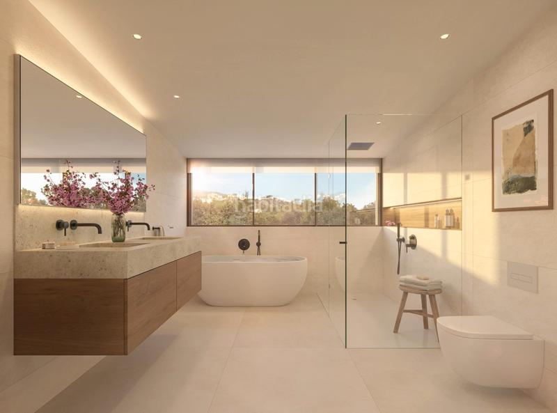 Foto 8f0929f7-618e-43c5-8d95-5cee2b7664c4. Ground floor with parking pool in La Capellanía - El Higuerón Benalmádena