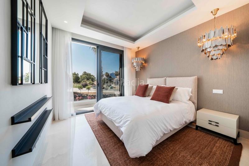 Foto ef5bd3d3-7eb5-4970-98ad-bec631e125ea. Chalet en Paraiso - Barronal Estepona