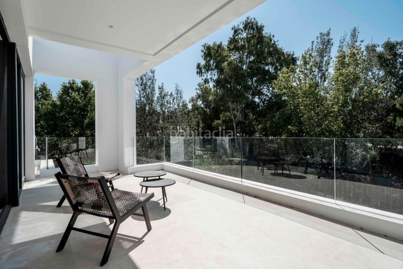 Foto 6791de49-f828-4367-8ee6-f3d3935ef942. Chalet con riscaldamento parcheggio piscina in Paraiso - Barronal Estepona