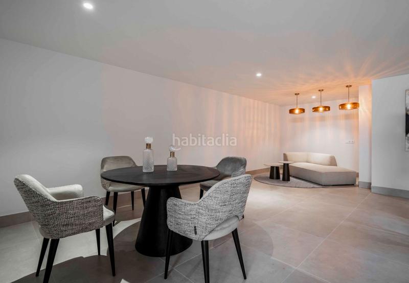 Foto 9884c643-c3bf-4211-9d09-15ad2f4c6fe3. Chalet con riscaldamento parcheggio piscina in Paraiso - Barronal Estepona