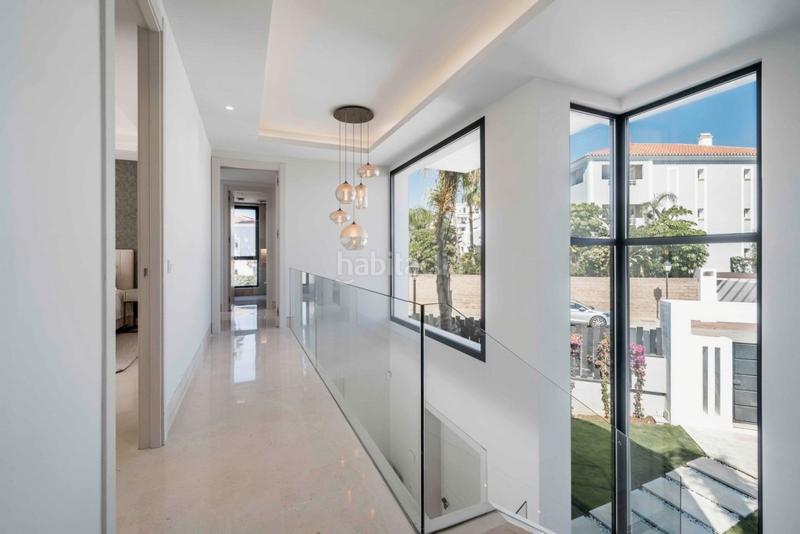 Foto f066065a-569d-4719-a7eb-5aae2c980565. Chalet con riscaldamento parcheggio piscina in Paraiso - Barronal Estepona