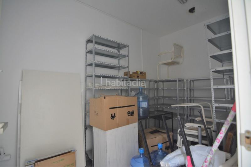 Foto 8e4b4be8-4a74-4dd4-90d2-c9425b8383dd. Local comercial a Puerto Deportivo Fuengirola