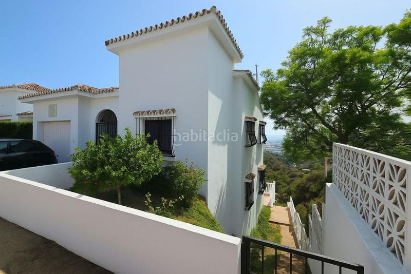 Foto f1df3223-ac52-4676-8236-a6ed9b80211a. Chalet en campo de Mijas Mijas