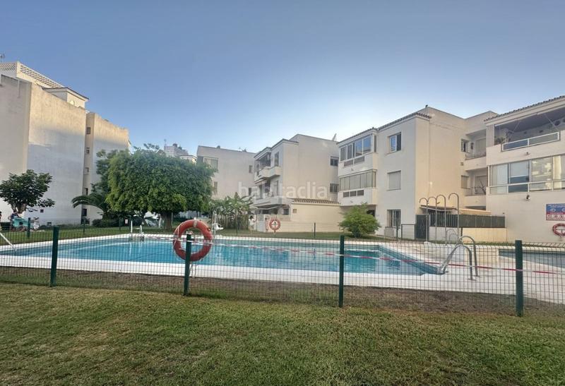 Foto 65f6890a-0aa5-4eb4-bc98-0ce947d8fce8. Erdgeschoss mit pool in Playa Bajadilla - Puertos Marbella