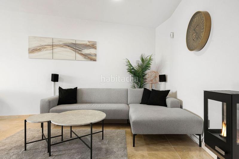 Foto 1a2b8ea4-37d2-4c50-86fc-c359ea50294b. Apartamento en Las Gaviotas - Carvajal Fuengirola