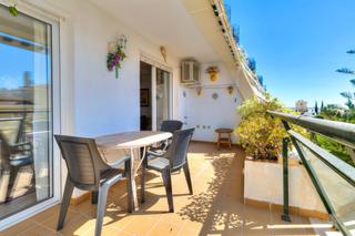 Apartamento en Zona Centro Comercial Torrequebrada
