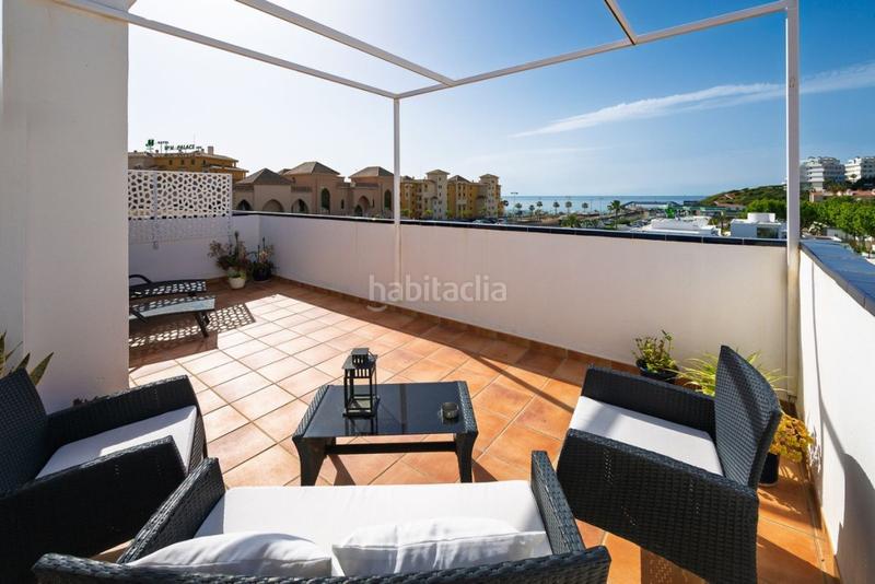 Foto 529400df-4ade-431b-892a-d2f47569dae8. Casa aparellada amb aparcament piscina a Castillo Sohail - Myramar Fuengirola