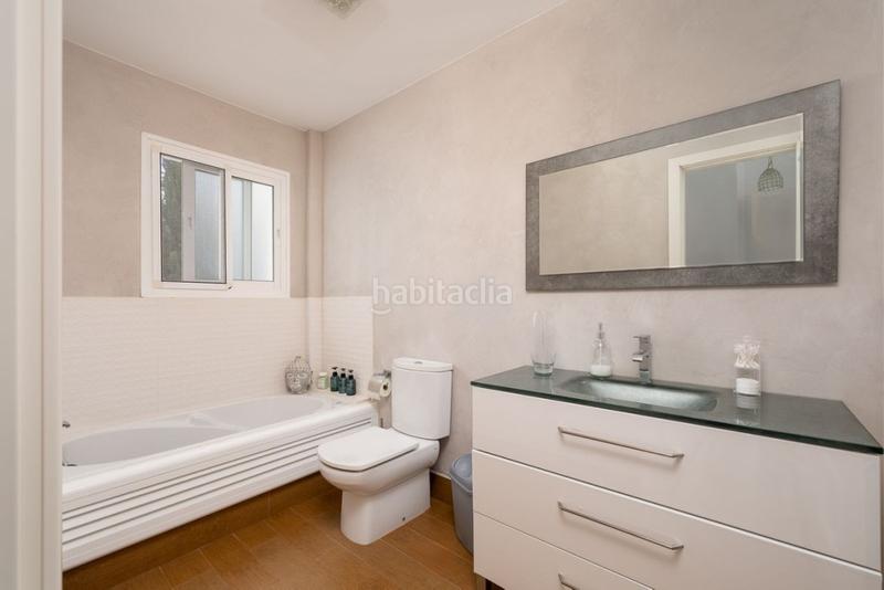 Foto d9216fb9-daf5-4aa0-92f3-ea25971f34ae. Towny house with parking pool in Castillo Sohail - Myramar Fuengirola