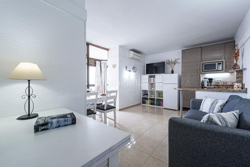 Foto 40050f9f-f572-4c00-aeae-98ce8ef2600a. Apartamento en Puerto Deportivo Fuengirola