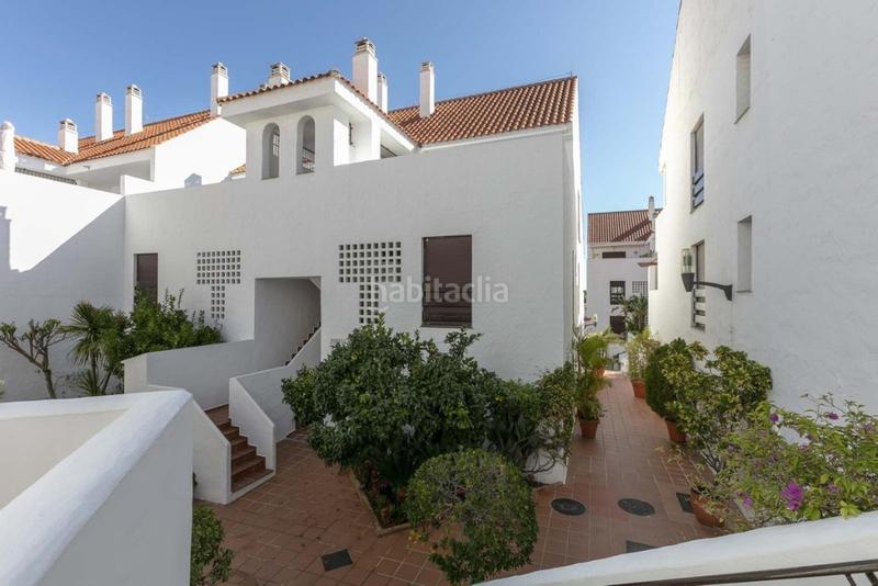 Foto 839d8e30-a0b6-4b9d-b0dd-60ca43ec324f. Planta baixa amb aparcament piscina a Nueva Andalucía centro Marbella