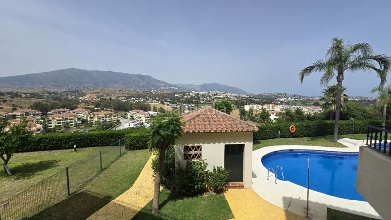 Foto 31202b1c-3ff0-4438-9ad1-72ae1266acfe. Apartament amb aparcament piscina a Mijas golf Mijas