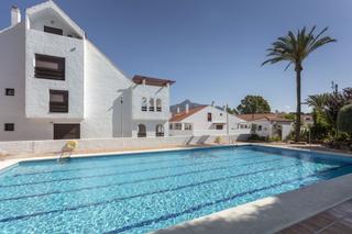 Rez-de-chaussée à Nueva Andalucía centro