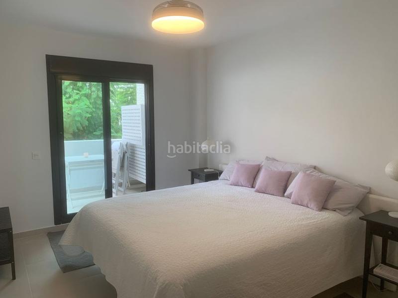 Foto 716cc78f-1ecf-4570-aca3-66566ce415fa. Planta baixa amb aparcament piscina a Nueva Andalucía centro Marbella