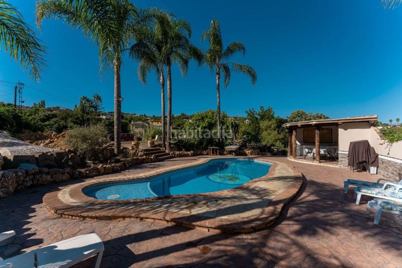 Foto 2c9ec757-de80-4841-8d57-d7a448de3099. Chalet en Coín