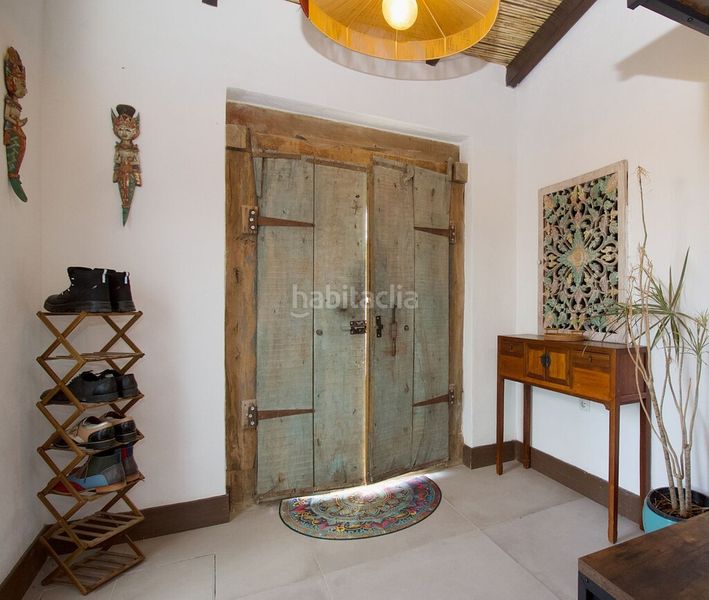 Foto 7a70486c-26a2-43e0-b01e-12a3cdedcbc6. Chalet en Coín