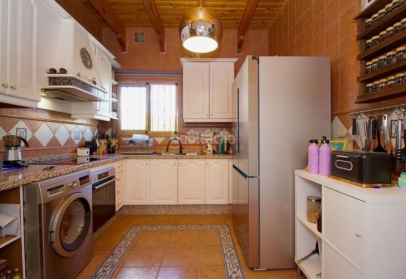 Foto a0092d75-0fcc-41d8-82b1-ac6aeb57371f. Chalet en Coín