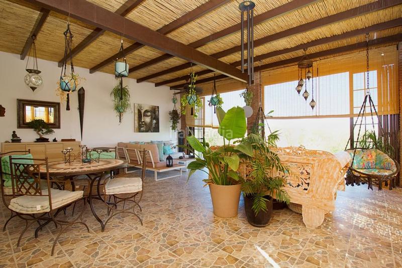 Foto 78fc92f2-3a9b-41d7-a5c3-3e947867a48c. Chalet con piscina in Coín