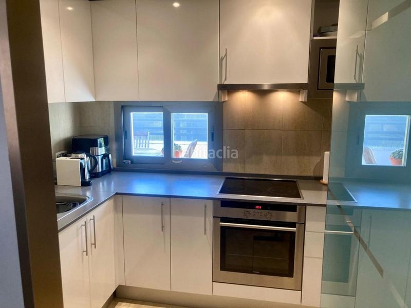 Foto 2b99cbd3-43b4-4458-a064-ede3b7e7170b. Zweistöckige wohnung mit heizung parking pool in La Cala Golf - Lagar Martell Mijas