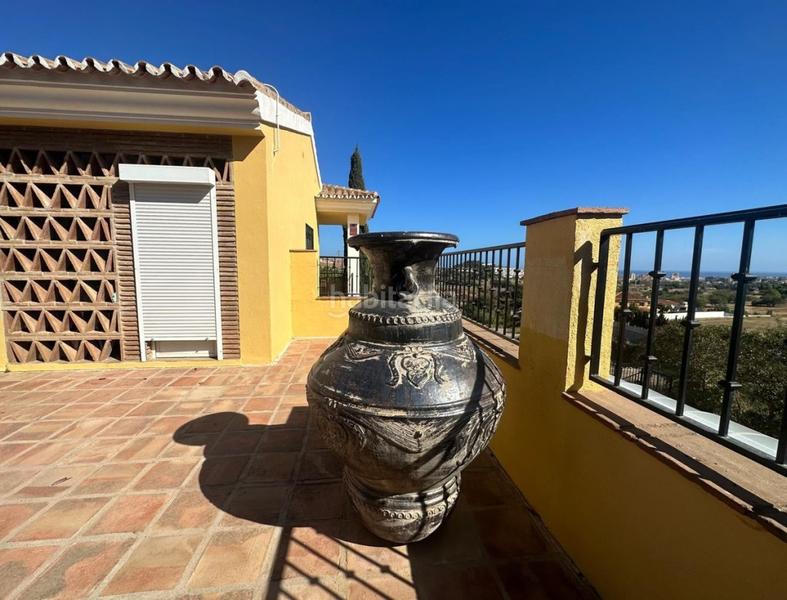 Foto 9127f9ff-a58a-4144-b702-d10b47374c29. Chalet con parcheggio piscina in Mijas pueblo Mijas