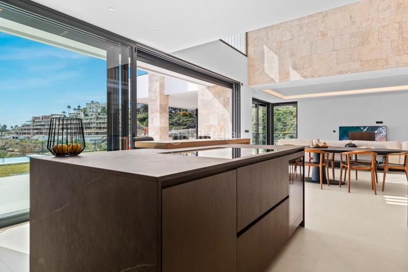 Foto f3fd07b0-f1e9-446e-82d8-0883ceb08086. Chalet with heating parking pool in Benahavís pueblo Benahavís