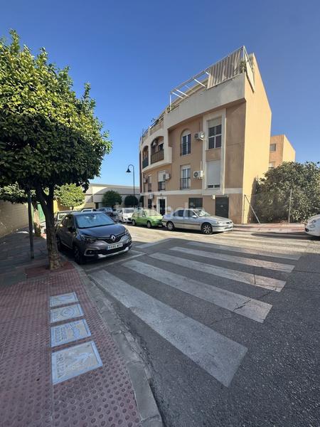 Foto 3456908b-2d49-43eb-9a94-0429f038e1dc. Rez-de-chaussée dans Las Cañadas Mijas