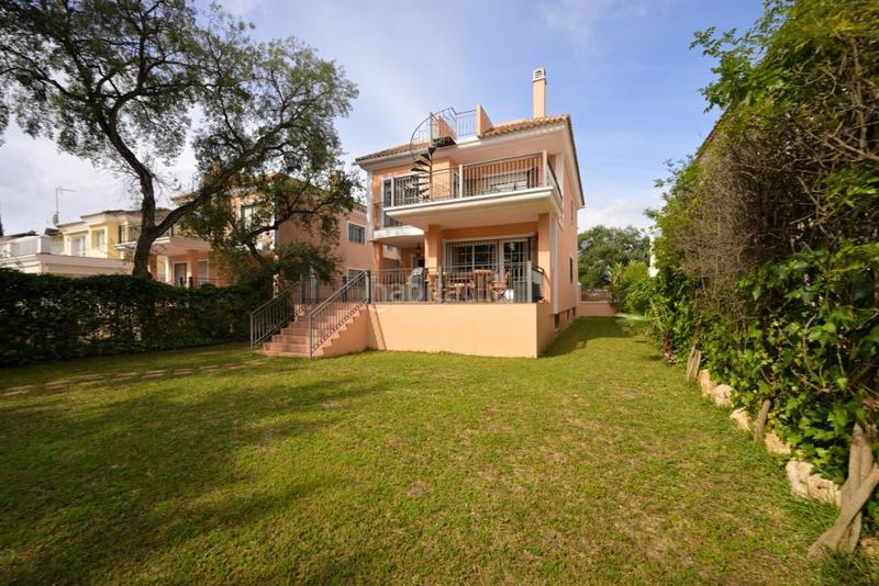 Foto 112ee652-8110-41e1-9552-7998c8eda1b7. Chalet mit parking pool in El Rosario - Ricmar Marbella