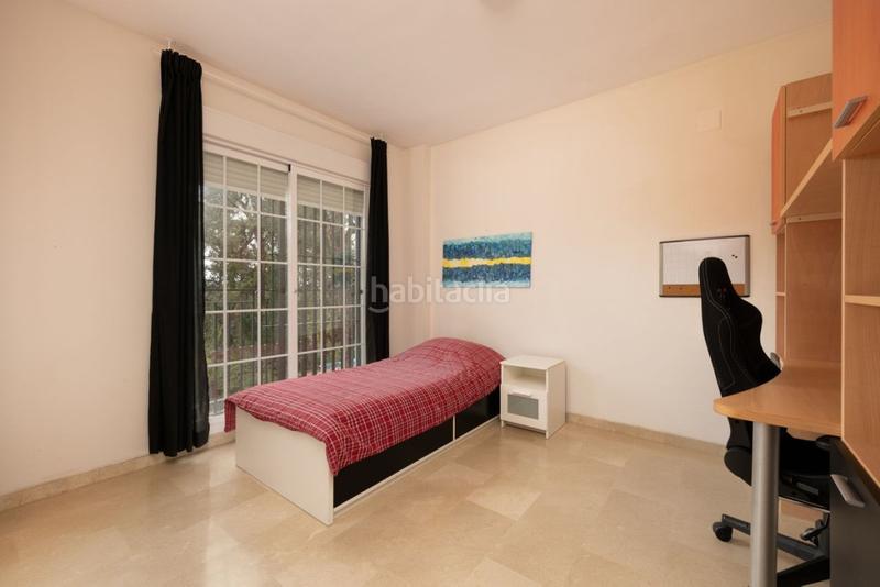 Foto 2da2bcf7-e425-405b-8a3e-7055fb5a1857. Chalet with parking pool in El Rosario - Ricmar Marbella