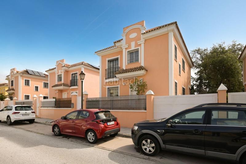 Foto 3d9e5fbe-d36a-4be7-a78c-78f6e2bf25d4. Chalet with parking pool in El Rosario - Ricmar Marbella