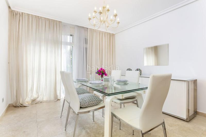 Foto 4d786410-238b-4abc-b830-0173ab75aab6. Planta baja en Nueva Andalucía centro Marbella