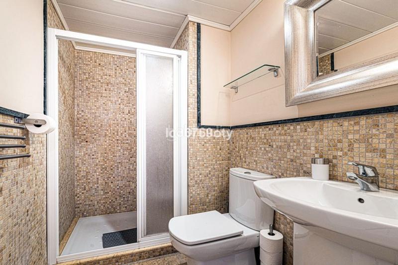 Foto 04927f74-1305-43ac-ba65-79677d3b5997. Apartamento en Nueva Torrequebrada Benalmádena