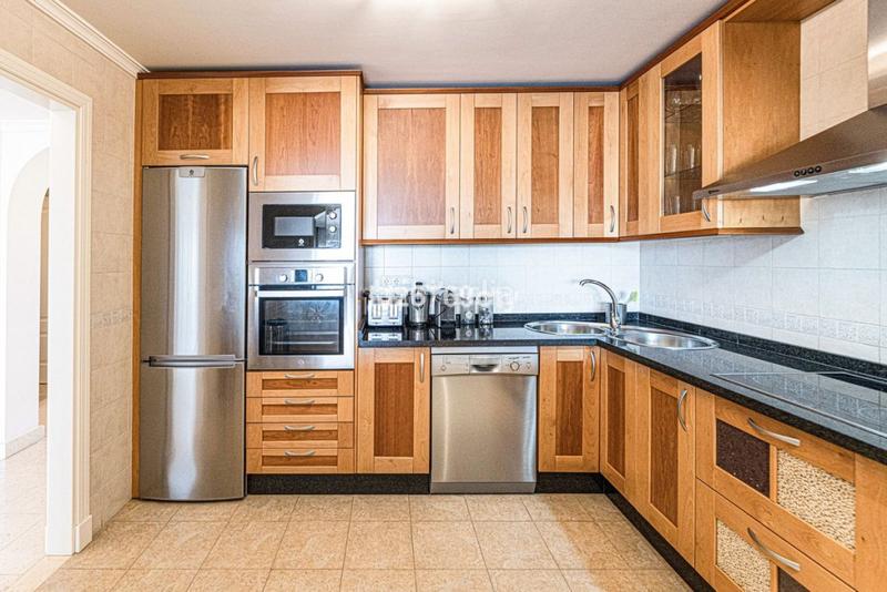 Foto 5ceb10e8-8d12-4ae0-8422-a9d5ade7e65f. Apartamento en Nueva Torrequebrada Benalmádena