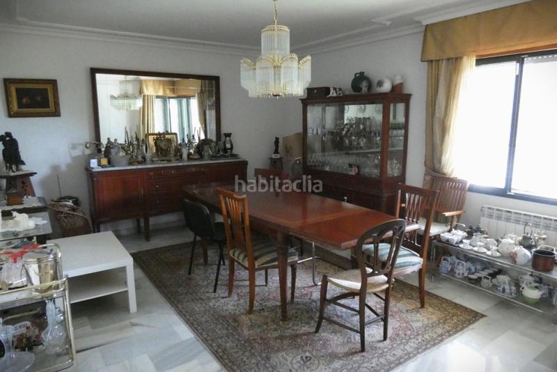 Foto 213d8eb5-2a52-4ceb-a252-121a59ad8530. Chalet avec parking piscine dans Valdeolletas - Las Cancelas - Xarblanca Marbella